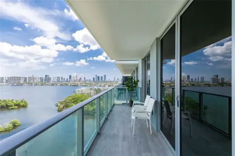 16385 Biscayne Boulevard North Miami Beach FL 33160