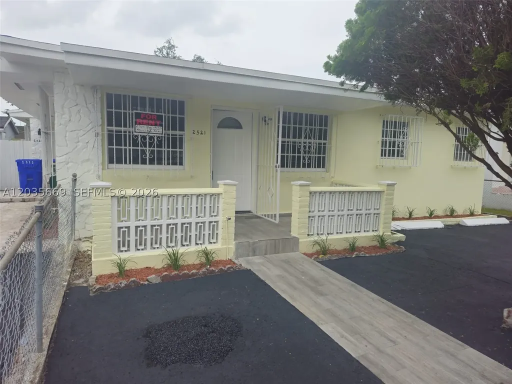 2521 NW 13th Avenue Miami FL 33142