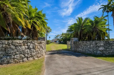 19051 SW 147th Avenue Miami FL 33187