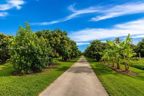 19051 SW 147th Avenue Miami FL 33187