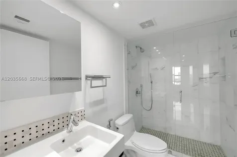 1900 Sunset Harbour Drive Miami Beach FL 33139