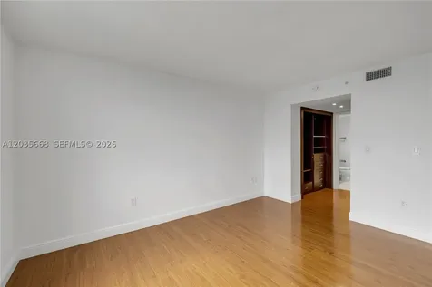 1900 Sunset Harbour Drive Miami Beach FL 33139