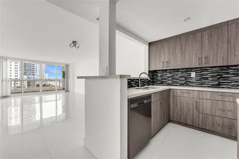 1717 N Bayshore Drive Miami FL 33132