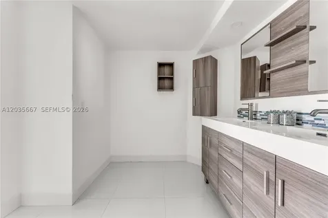 1717 N Bayshore Drive Miami FL 33132