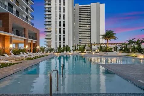 16395 Biscayne Boulevard North Miami Beach FL 33160