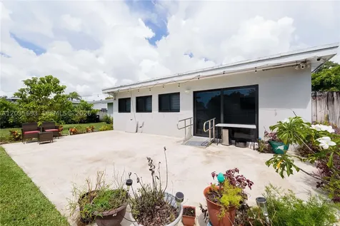 19311 Sterling Drive Cutler Bay FL 33157
