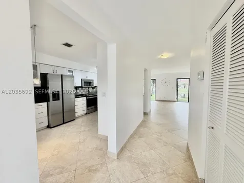 1415 SW 110th Way Davie FL 33324