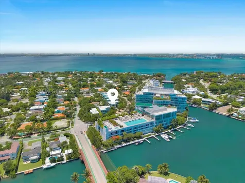 810 W 47 Court Miami Beach FL 33140
