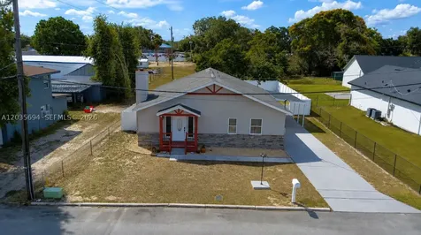 208 Center Street Other City - In The State Of Florida FL 33823
