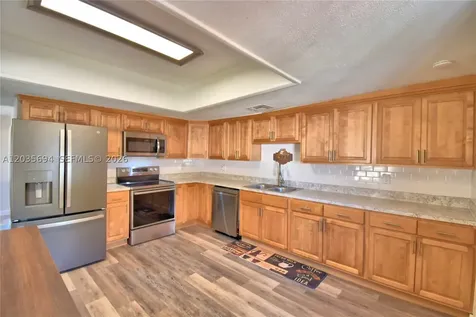 208 Center Street Other City - In The State Of Florida FL 33823