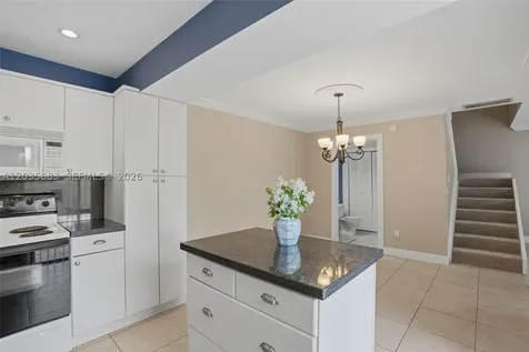 13993 SW 94th Cir Lane Miami FL 33186