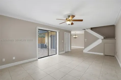 13993 SW 94th Cir Lane Miami FL 33186
