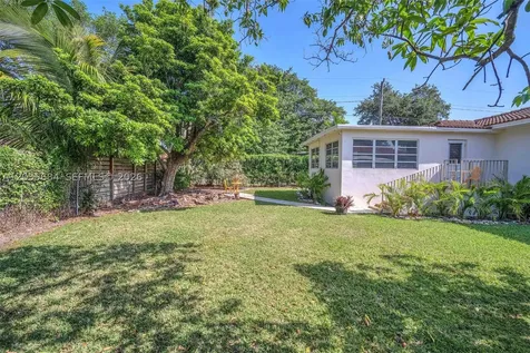 2420 SW 21st Avenue Miami FL 33145