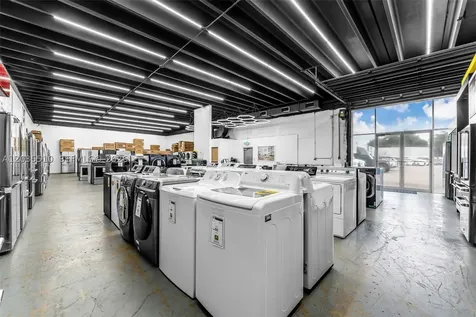 12134 SW 114 Place Miami FL 33176