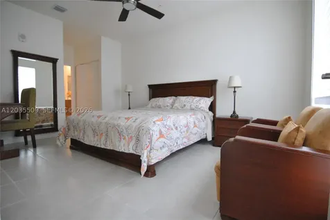 8301 NW 41st Doral FL 33166
