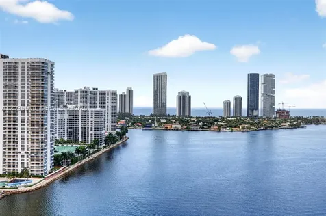 3370 Hidden Bay Drive Aventura FL 33180
