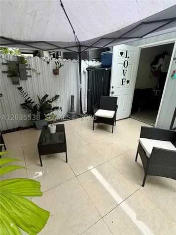 270 NW 71st Avenue Miami FL 33126