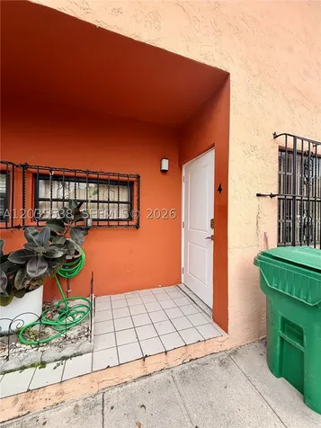 270 NW 71st Avenue Miami FL 33126