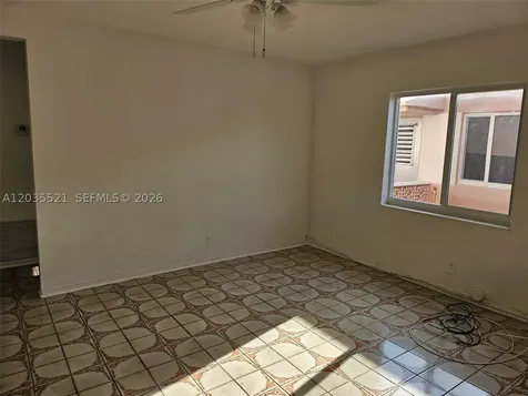 709 NE 4th Court Hallandale Beach FL 33009