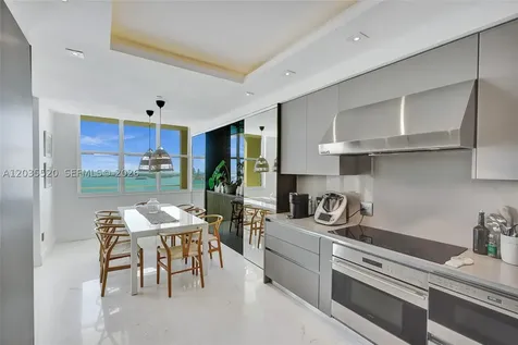 800 Claughton Island Drive Miami FL 33131