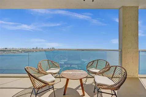 800 Claughton Island Drive Miami FL 33131