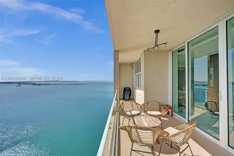 800 Claughton Island Drive Miami FL 33131