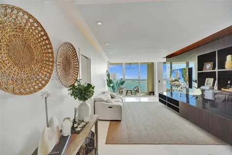 800 Claughton Island Drive Miami FL 33131