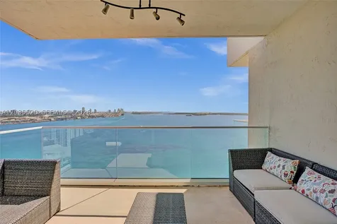 800 Claughton Island Drive Miami FL 33131