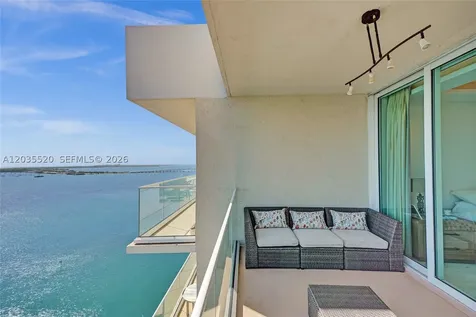 800 Claughton Island Drive Miami FL 33131