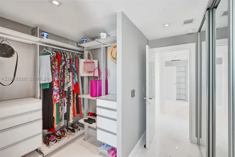 800 Claughton Island Drive Miami FL 33131