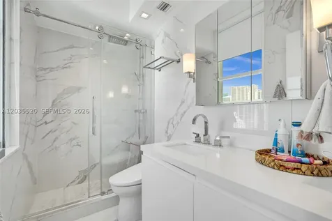 800 Claughton Island Drive Miami FL 33131