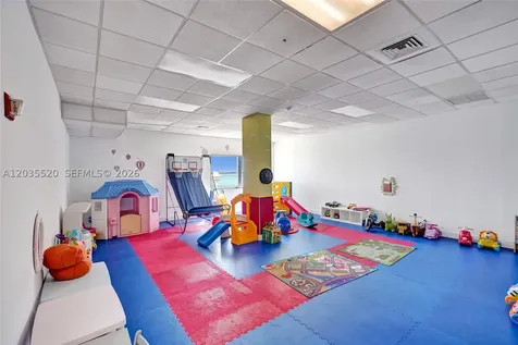 800 Claughton Island Drive Miami FL 33131