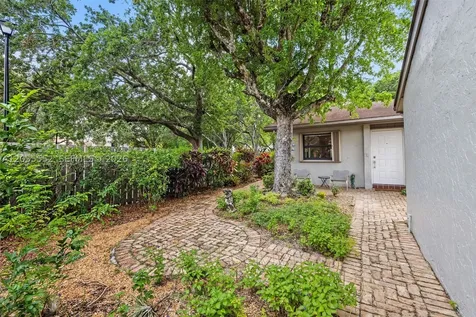 11045 SW 113th Place Miami FL 33176