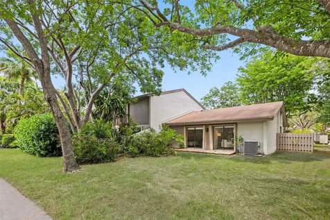 11045 SW 113th Place Miami FL 33176