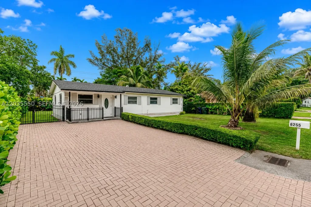 6255 SW 62nd Court South Miami FL 33143