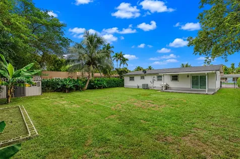 6255 SW 62nd Court South Miami FL 33143