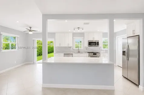 6255 SW 62nd Court South Miami FL 33143