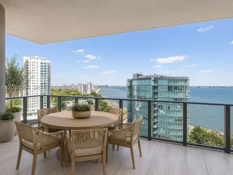 3015 S Ysabella Tampa FL 33629