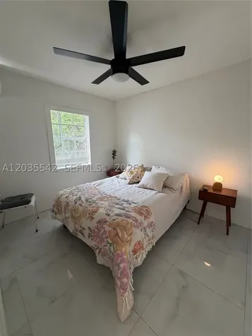 645 NE 35th Street Oakland Park FL 33334