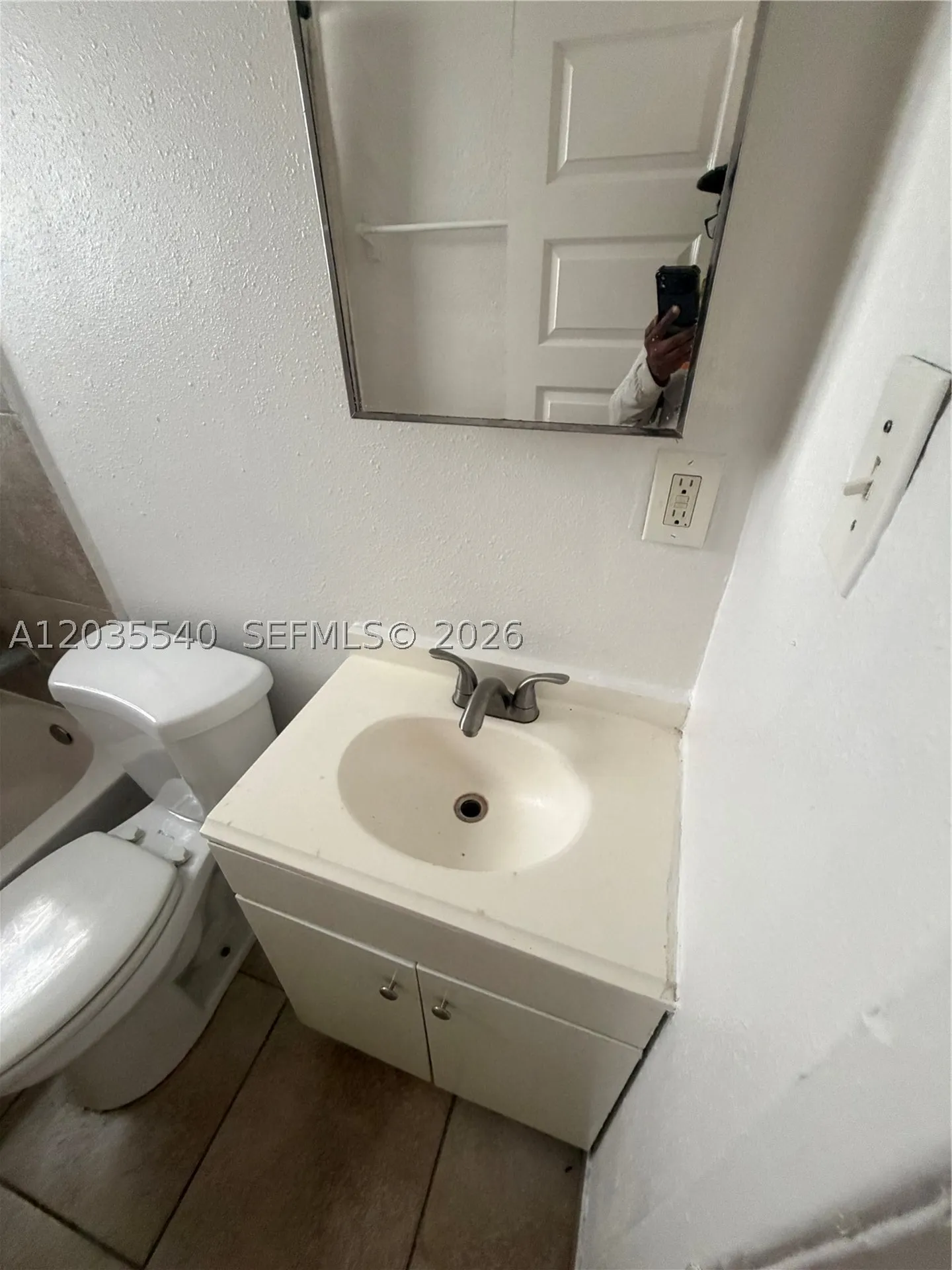 640 NW 10th Terrace Fort Lauderdale FL 33311