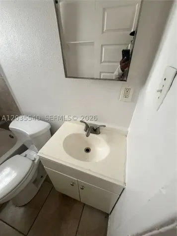 640 NW 10th Terrace Fort Lauderdale FL 33311