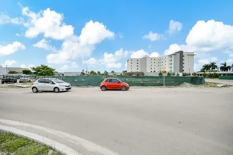 10800 NW 24th Street Sweetwater FL 33165