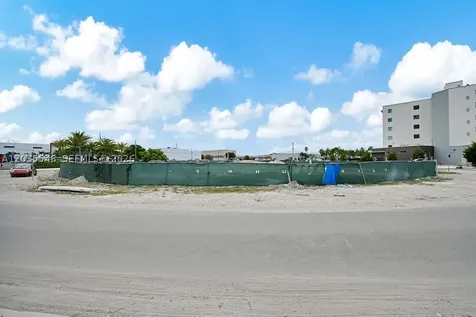 10800 NW 24th Street Sweetwater FL 33165