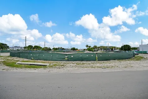 10800 NW 24th Street Sweetwater FL 33165