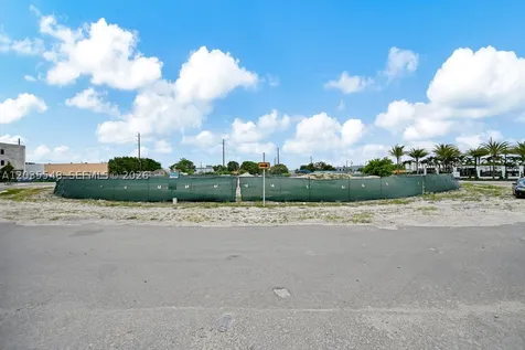 10800 NW 24th Street Sweetwater FL 33165