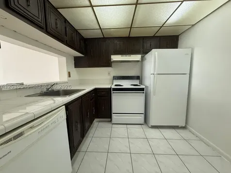 492 NW 165th Street Road Miami FL 33169