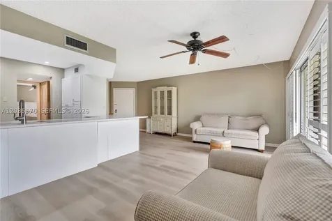 1605 S Us Highway 1 Jupiter FL 33477