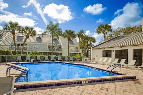 1605 S Us Highway 1 Jupiter FL 33477