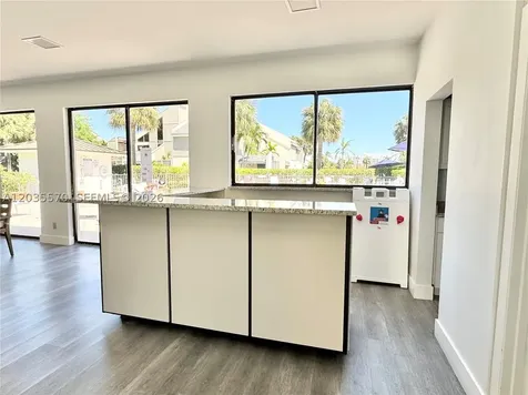 1605 S Us Highway 1 Jupiter FL 33477