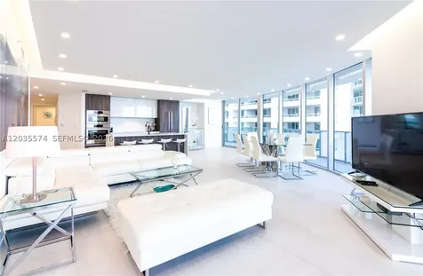 488 NE 18th Street Miami FL 33132